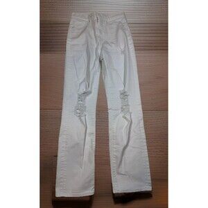 Express women’s  Modern Straight Super High Rise ripped jeans size 6 white